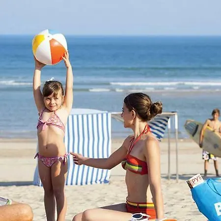 Mobil Confortable Dans Camping Convivial Soulac-sur-Mer